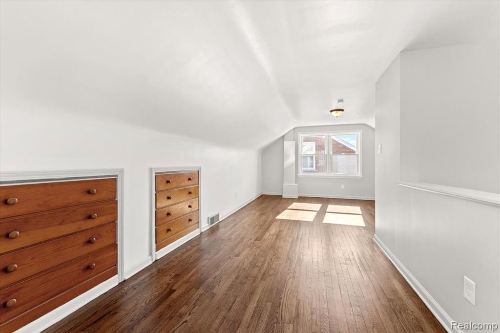 6740 Larme Avenue, Allen Park, MI 48101 — Photo 13