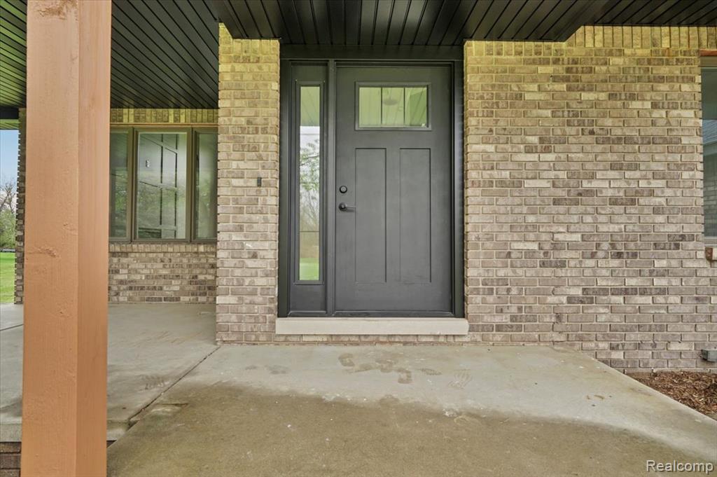 7341 Wood Pointe Drive, Almont, MI 48003 — Photo 4