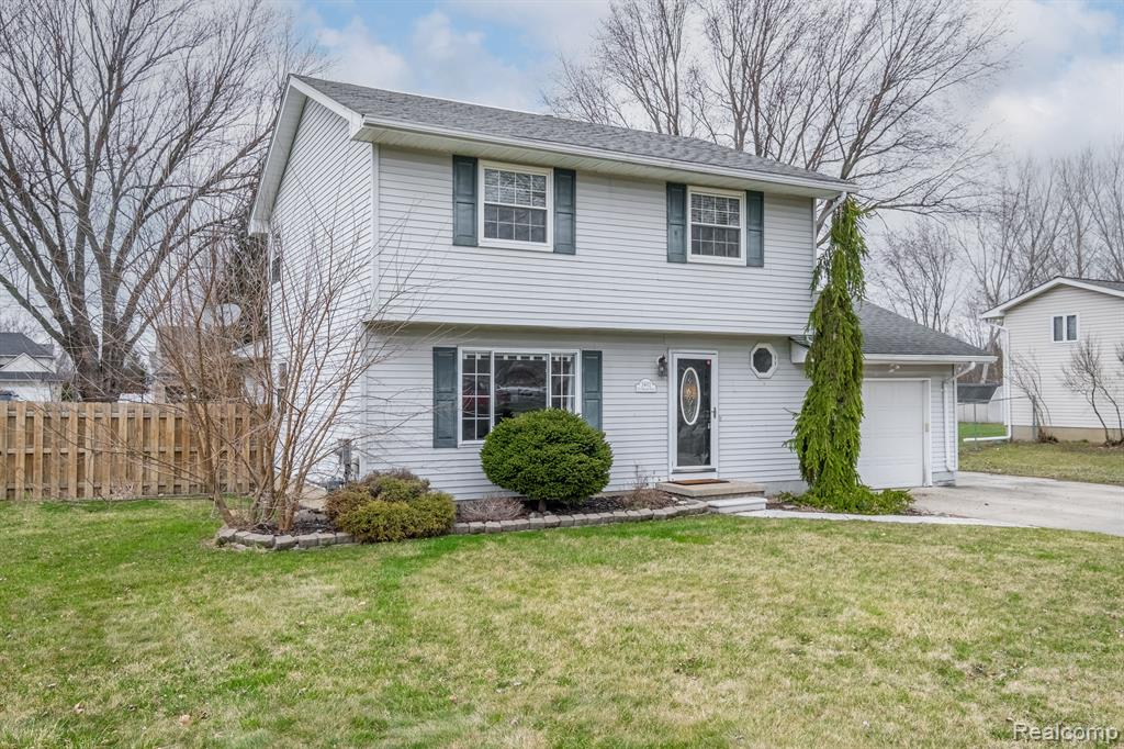 5403 OLE BANNER Trail, Grand Blanc, MI 48439 — Photo 17