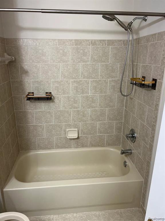56616 Longhorn Drive, Shelby Twp, MI 48316 — Photo 12