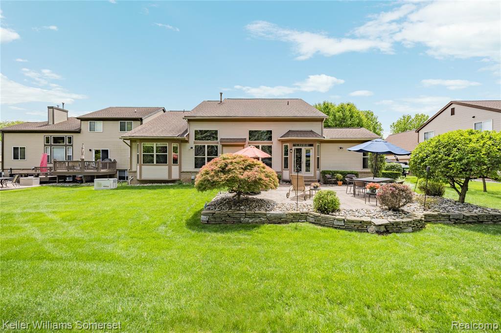 8354 Hummingbird, Commerce Twp, MI 48382 — Photo 69