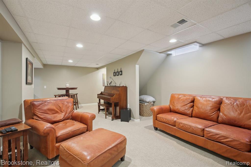 4055 HIGHVIEW, Waterford, MI 48329 — Photo 27