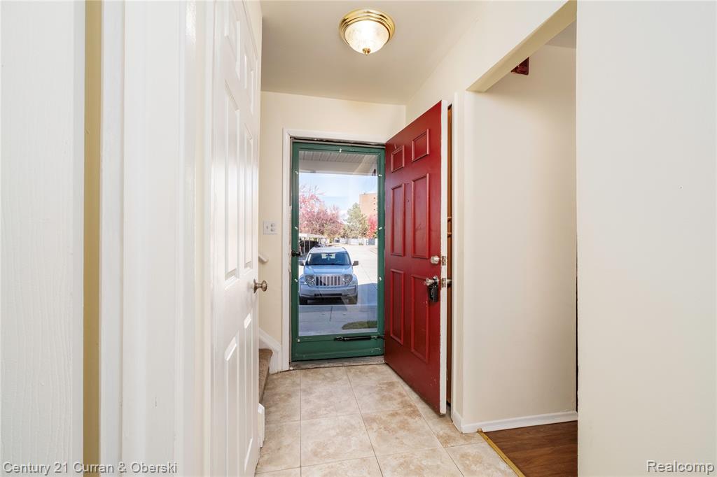 44543 Savery Drive, Canton, MI 48187 — Photo 3
