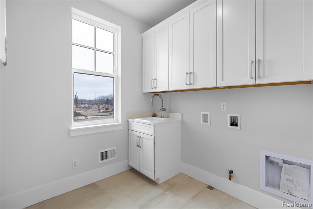 410 S Center Street, Northville, MI 48167 — Photo 29