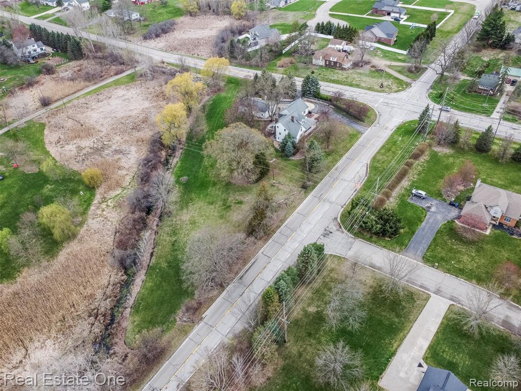 11030 Marshall Road, South Lyon, MI 48178 — Photo 7
