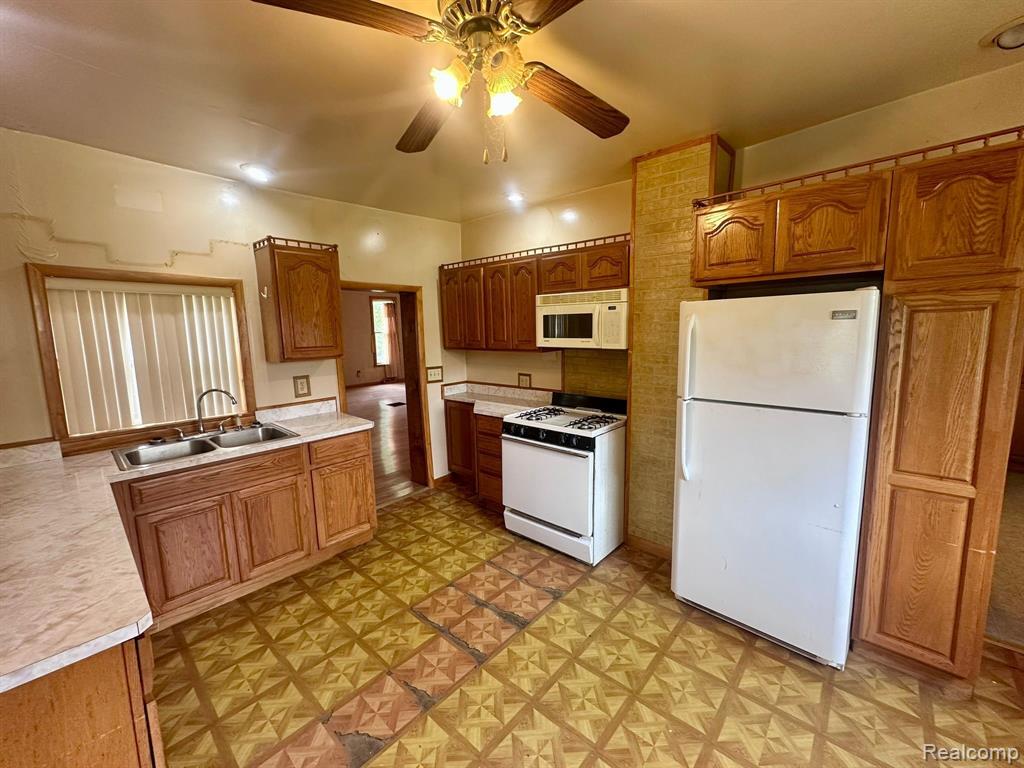 1 1ST Street, Yale, MI 48097 — Photo 12