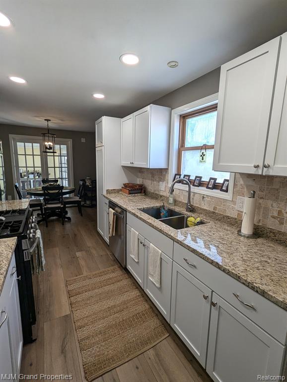 9738 MICHAEL Drive, Romulus, MI 48174 — Photo 3