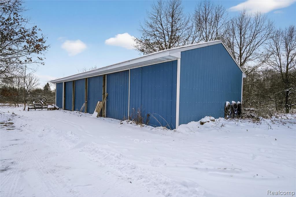 9624 Bridge Lake Road, Clarkston, MI 48348 — Photo 52