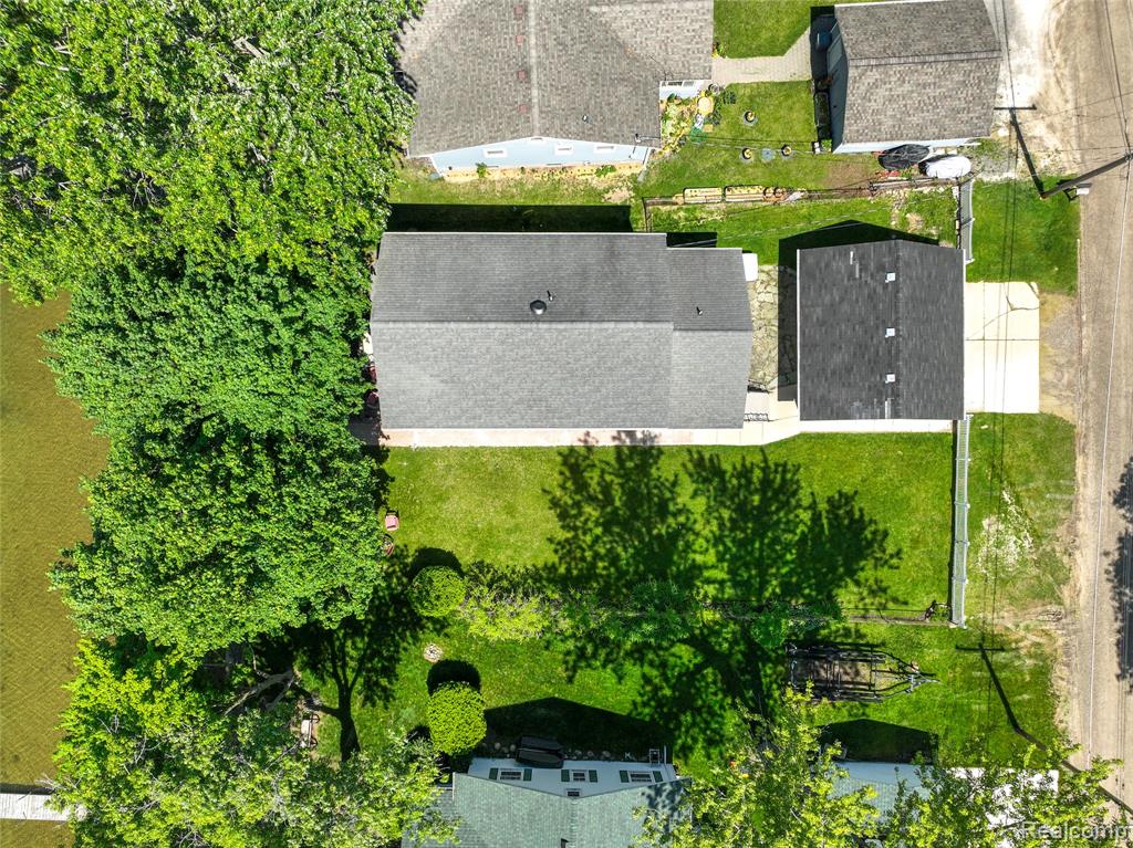 4333 Hunters Drive, Highland, MI 48356 — Photo 10