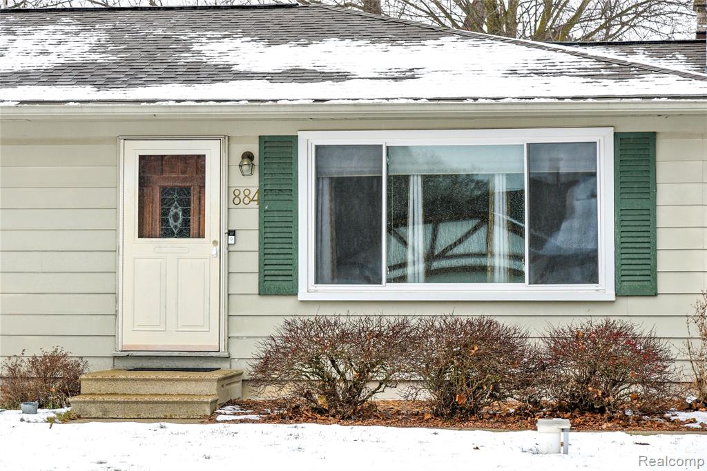 884 Eugene Drive, Oxford, MI 48371 — Photo 6