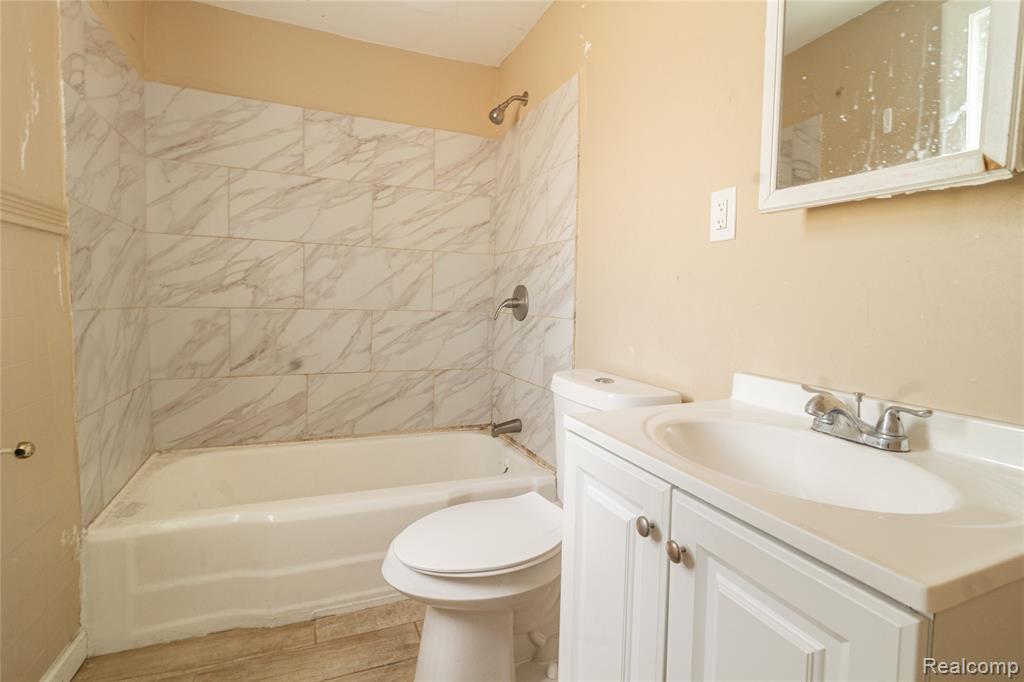 6444 Ashton Avenue, Detroit, MI 48228 — Photo 8