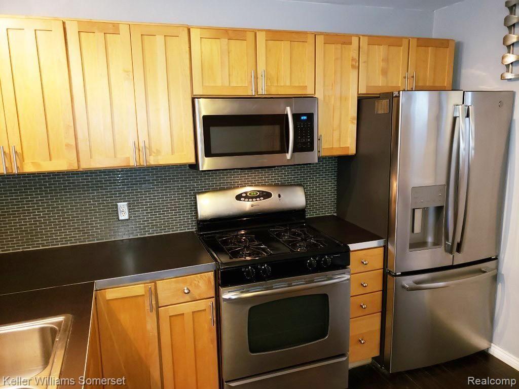 47140 FORTON Road, Chesterfield, MI 48047 — Photo 10