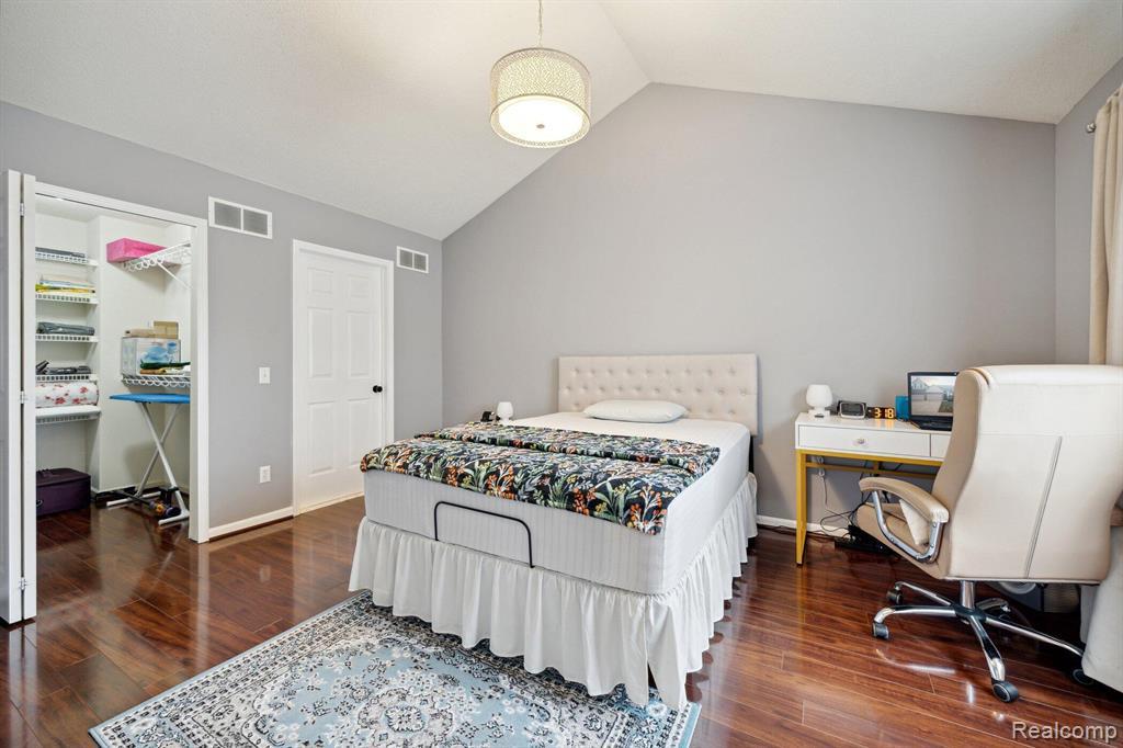 435 Carson Drive, Westland, MI — Photo 18
