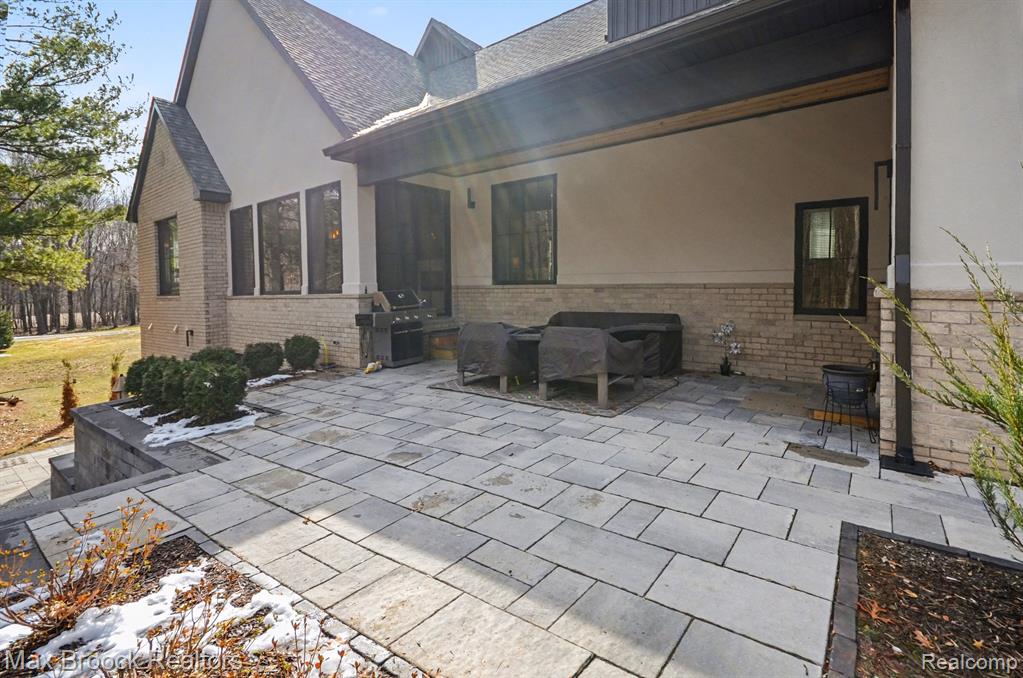 668 Pinery Boulevard, Lake Orion, MI 48362 — Photo 48