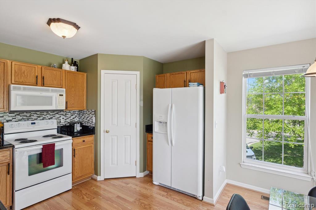 4428 ASTER Boulevard, Howell, MI 48843 — Photo 12