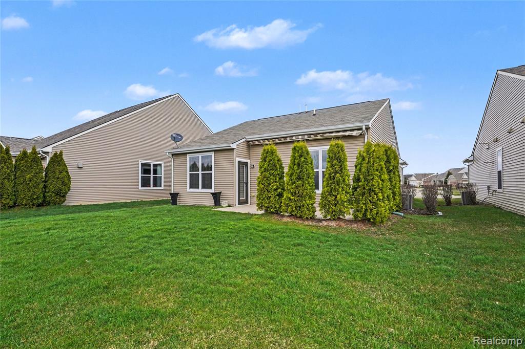 9444 Saint Andrews Drive, Grand Blanc, MI 48439 — Photo 24