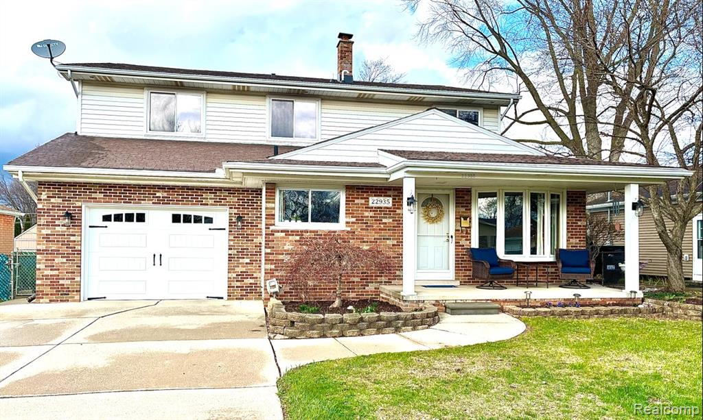 22935 Allor Street, Saint Clair Shores, MI 48082