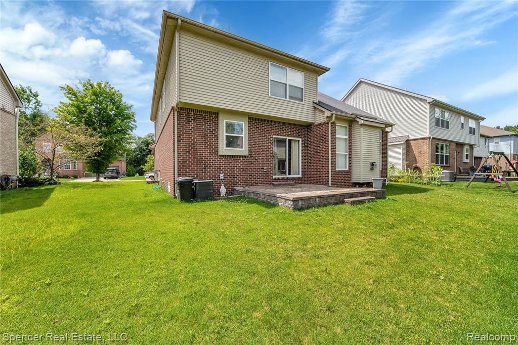 6125 Cheshire Park Drive, Clarkston, MI — Photo 8
