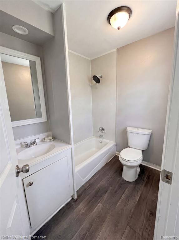 8647 Chalmers Avenue, Warren, MI 48089 — Photo 5