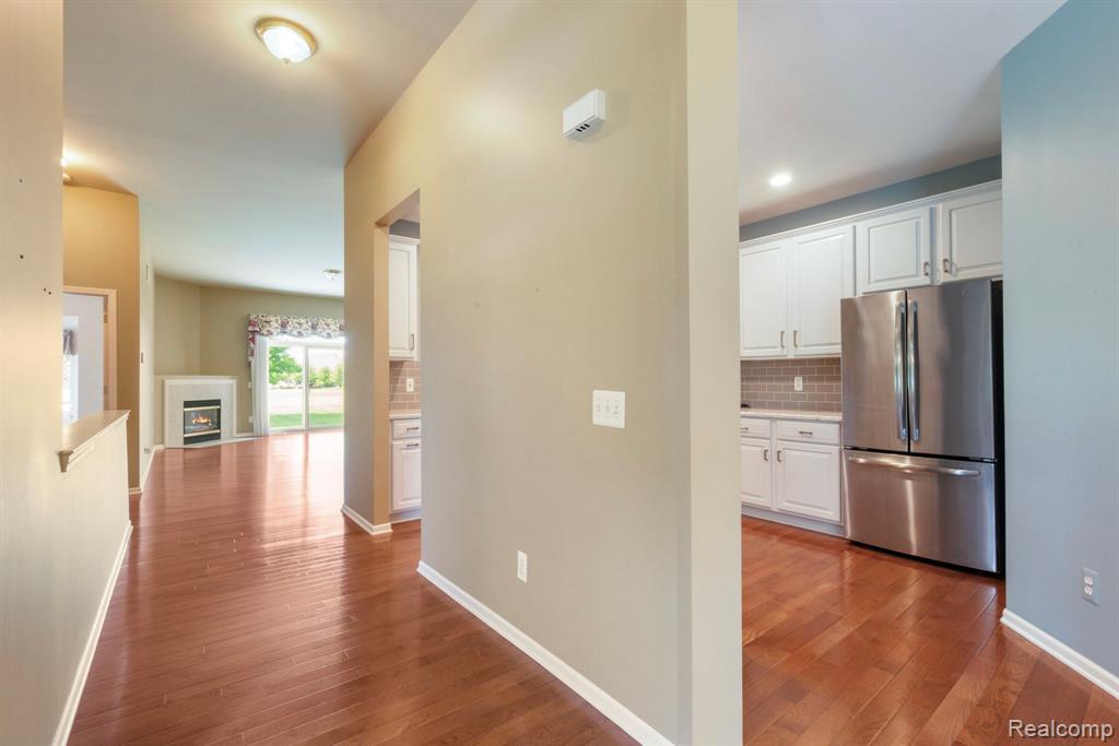 40658 Saint Louis Drive, Clinton Twp, MI 48038 — Photo 14