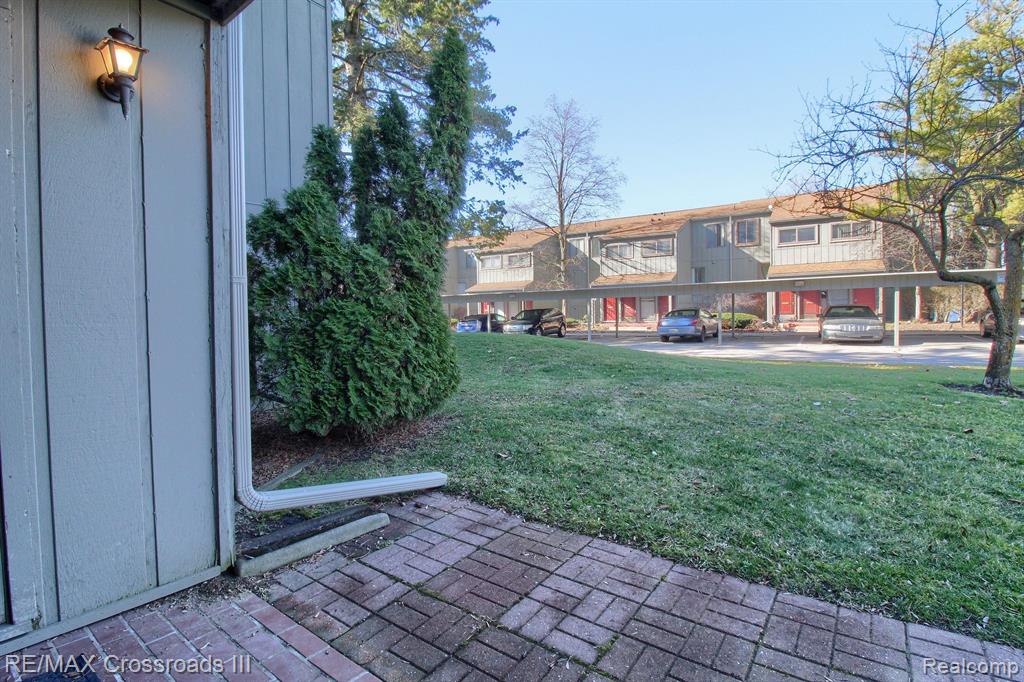 9629 Bayview Drive, 106, Ypsilanti, MI 48197 — Photo 22