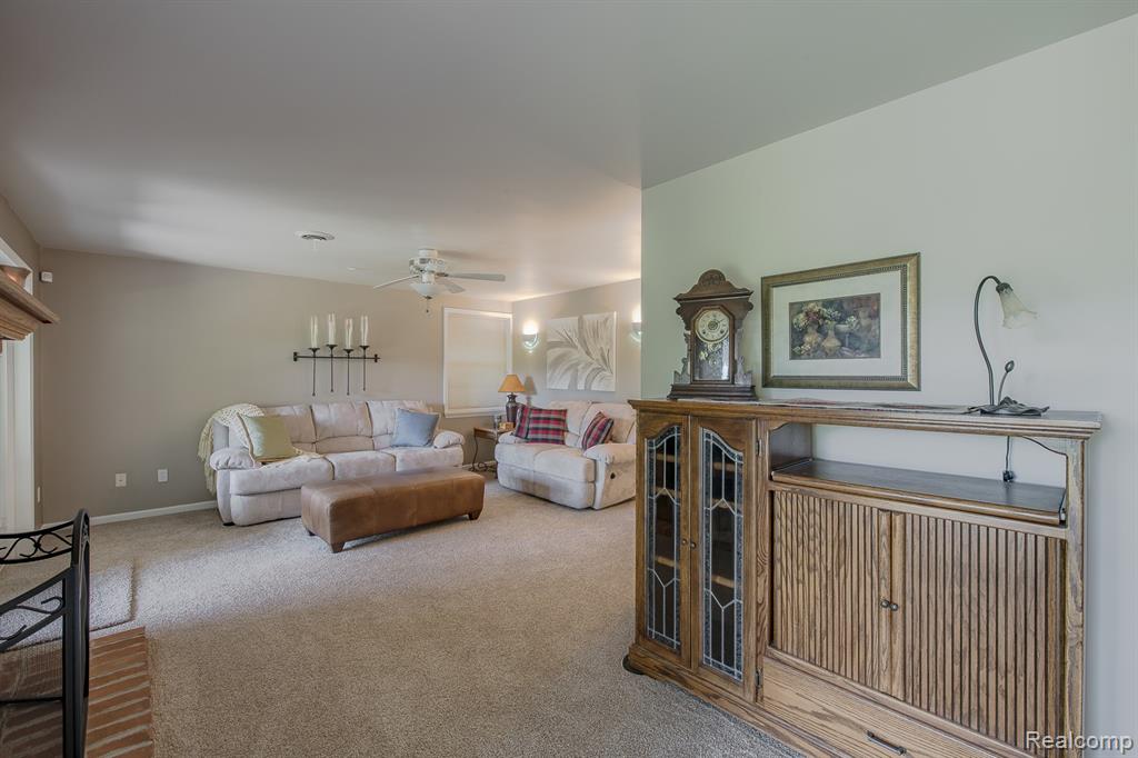 4780 Hillcrest Drive, Clarkston, MI — Photo 44