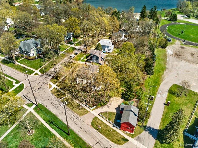 403 Lake Street, Howell, MI 48843 — Photo 57