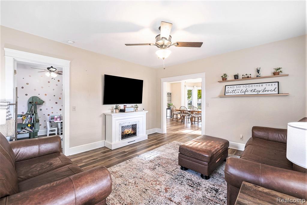 315 E Main Street, Vernon, MI 48476 — Photo 4