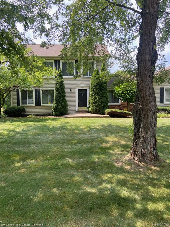 36715 Paddock Drive, Clinton Twp, MI 48035