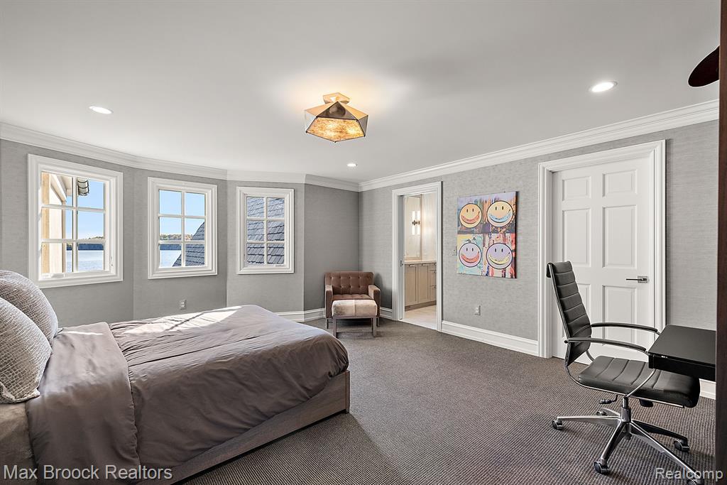 3251 W Shore Drive, Orchard Lake Village, MI 48324 — Photo 45