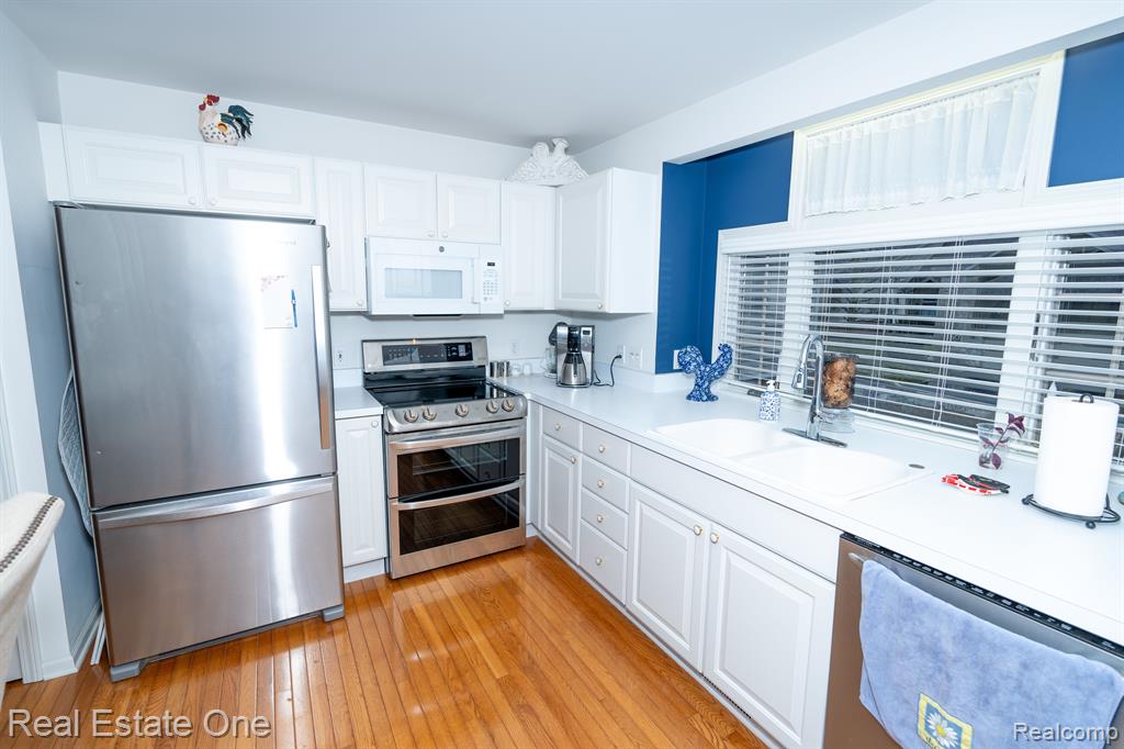 2278 CHERRY WOOD Drive, 50, Brighton, MI 48116 — Photo 8