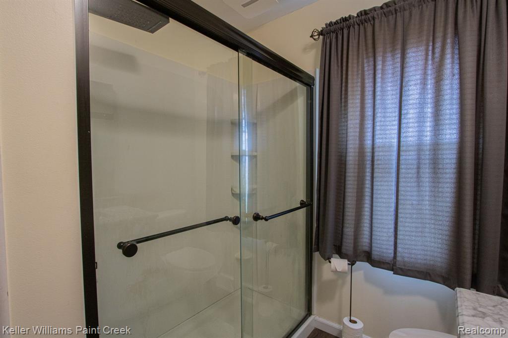 419 ALMONT Avenue, Almont, MI 48003 — Photo 12