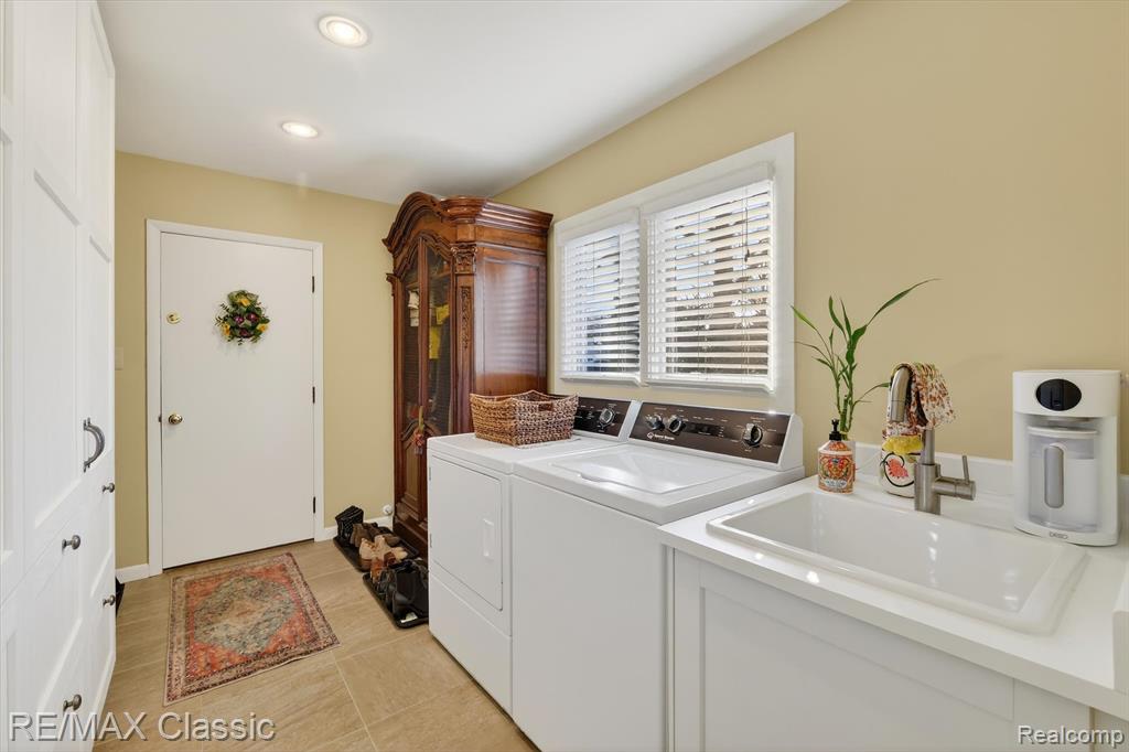 4731 Pickering Road, Bloomfield Hills, MI 48301 — Photo 30