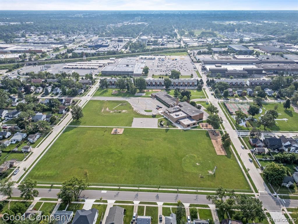 4344 HAMPTON Boulevard, Royal Oak, MI 48073 — Photo 32