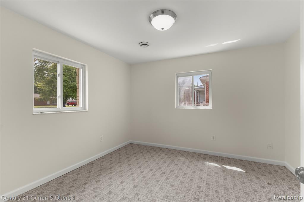 6905 N Beech Daly Road, Dearborn Heights, MI 48127 — Photo 11