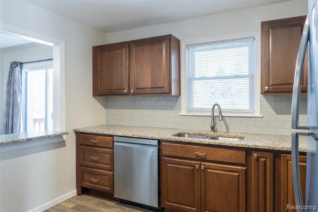 4701 Clintonville Road, Clarkston, MI — Photo 16