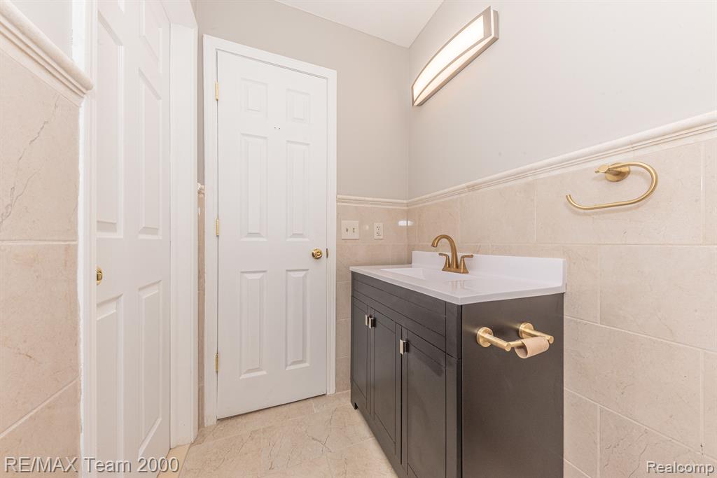 17148 PON VALLEY Drive, Northville, MI 48168 — Photo 44
