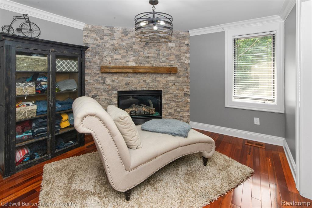 5728 Eggert Place, Brighton, MI, 48116