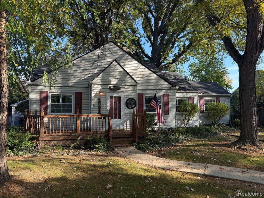 20619 Gaukler Street, Saint Clair Shores, MI 48080