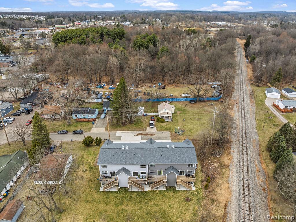 202 Oakwood Street, Holly, MI 48442 — Photo 46