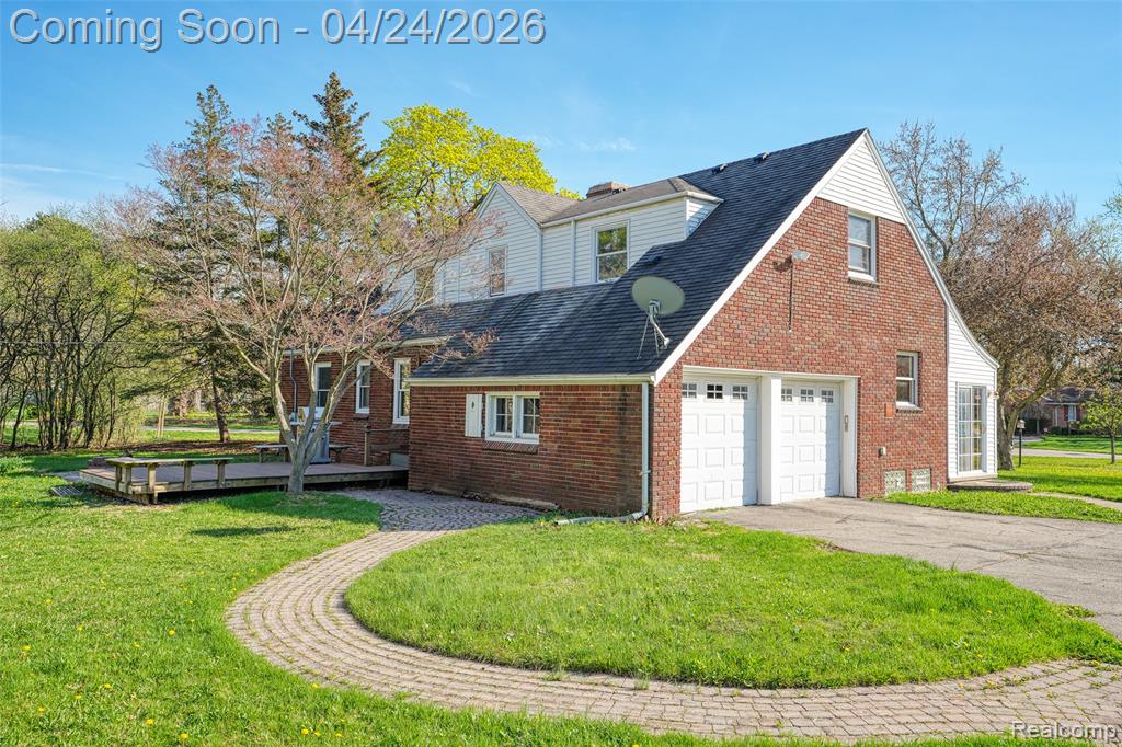 19150 Rainbow Drive, Lathrup Village, MI 48076 — Photo 28