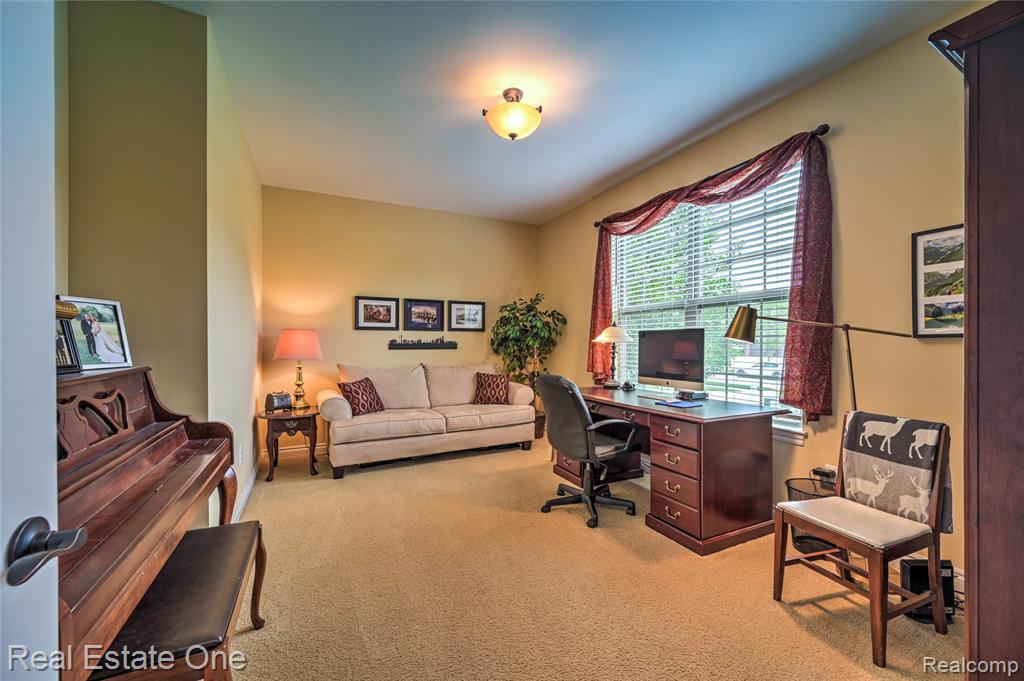 52689 Aspen Drive, South Lyon, MI 48178 — Photo 22