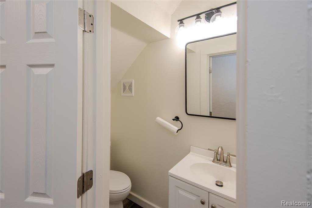 751 Dupont Street, Flint, MI 48504 — Photo 36