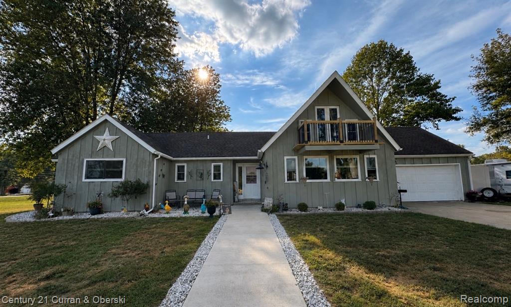 34340 Huron River Drive, New Boston, MI 48164