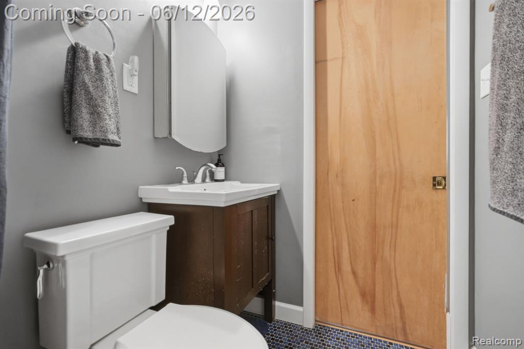 1061 Western Drive, Ann Arbor, MI 48103 — Photo 23