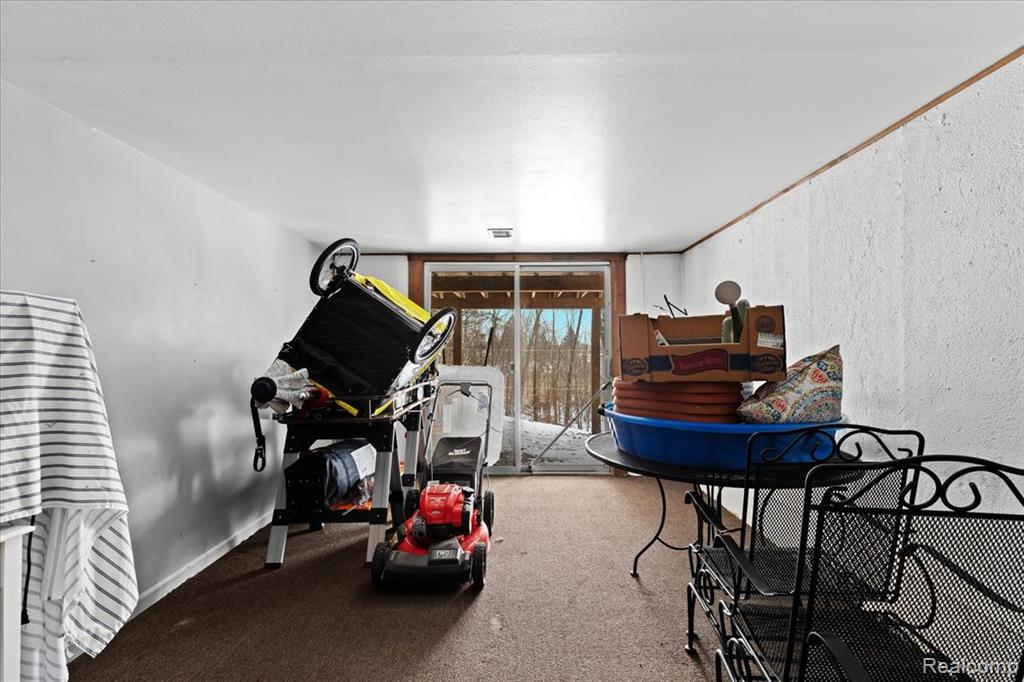 3783 Glen Hills Drive, Hartland, MI 48353 — Photo 22