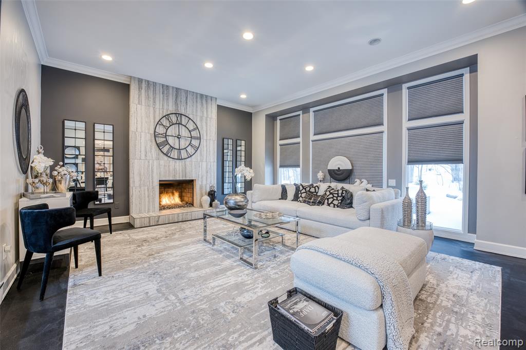 5292 Pond Bluff Drive, West Bloomfield, MI 48323 — Photo 16