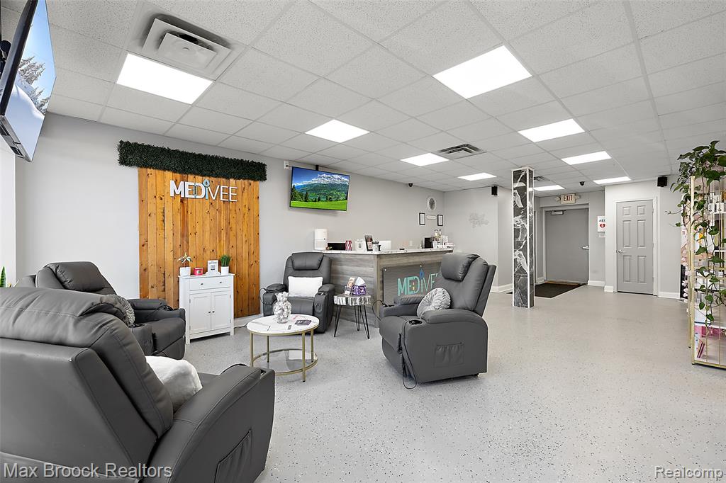 749 W 9 Mile Road, Ferndale, MI 48220 — Photo 5