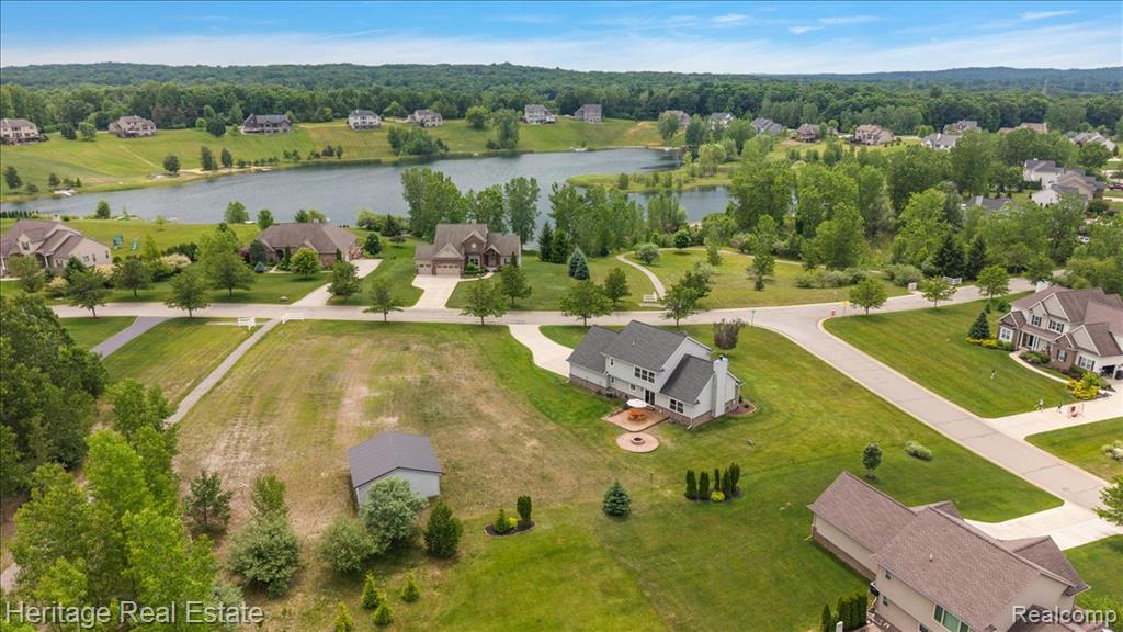 5222 Coulter Lake Boulevard, Clarkston, MI 48348 — Photo 3