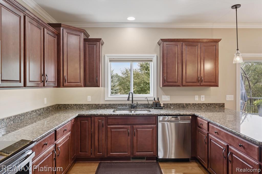 7623 Tipperary Trail, Fenton, MI 48430 — Photo 20